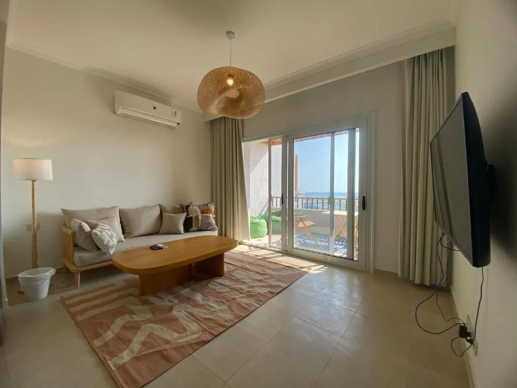 Image of Luxury One Bedroom Apartment with Sea view in SomaBay