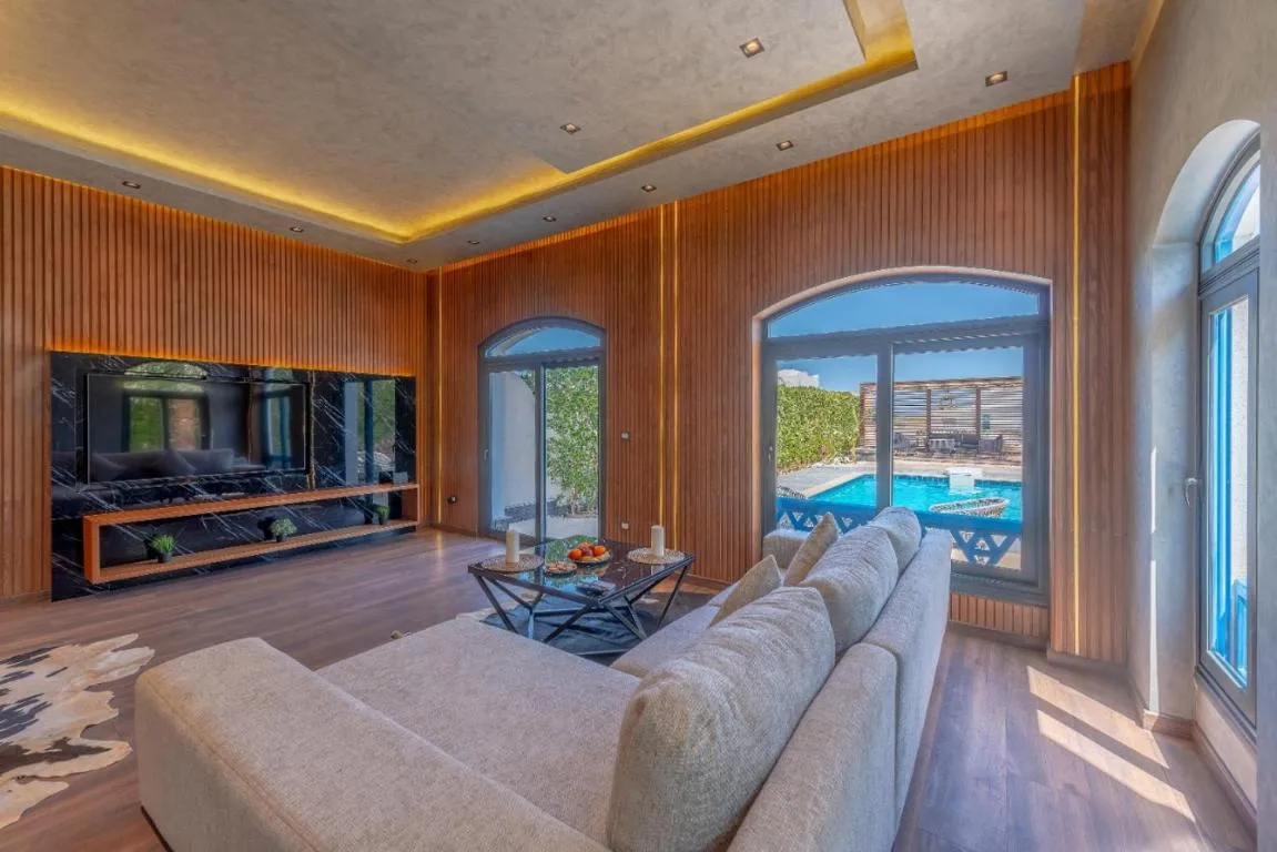 Image of Luxury Villa with pool heated