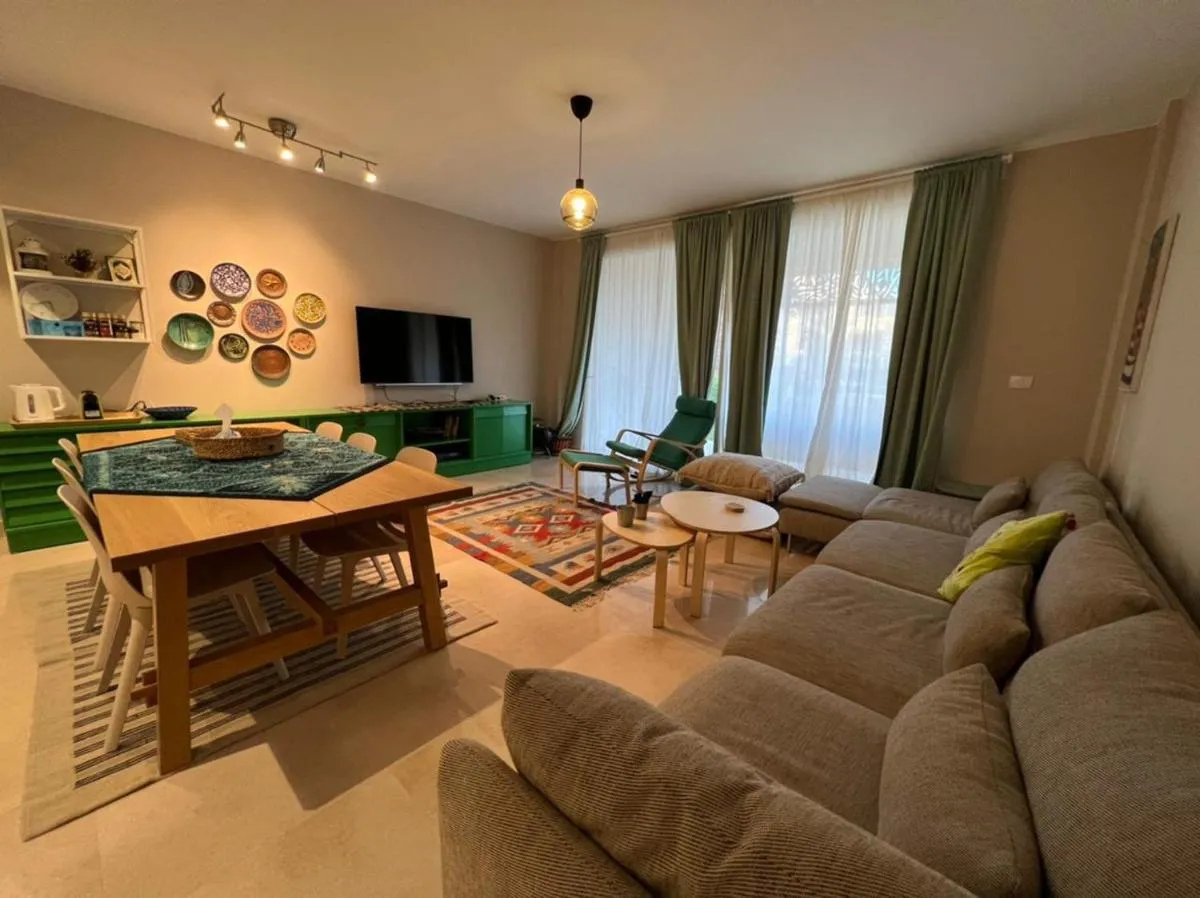 Image 2 of M10-4c-02