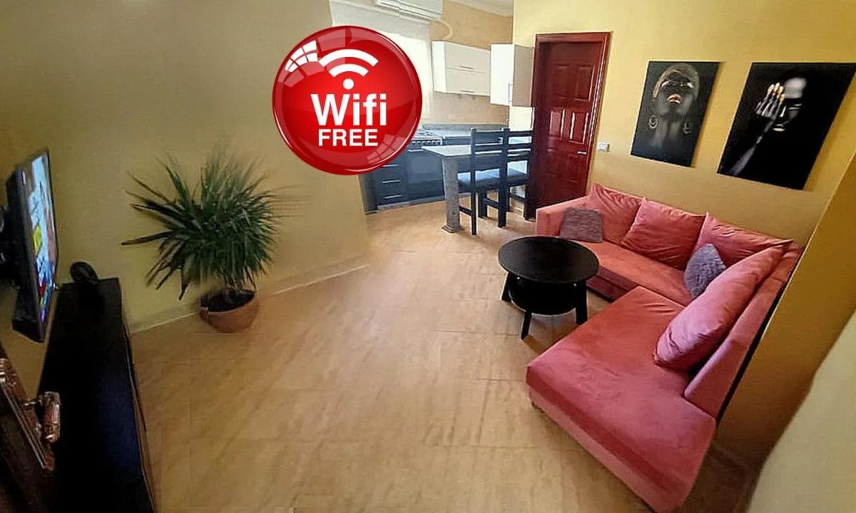 Image of MOON – Apartment with swimming pool and BBQ terrace in CENTER CITY HRG