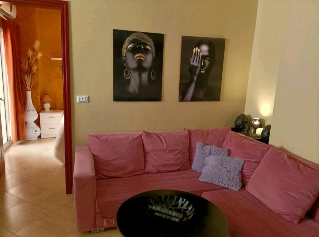 Image 5 of MOON – Apartment with swimming pool and BBQ terrace in CENTER CITY HRG