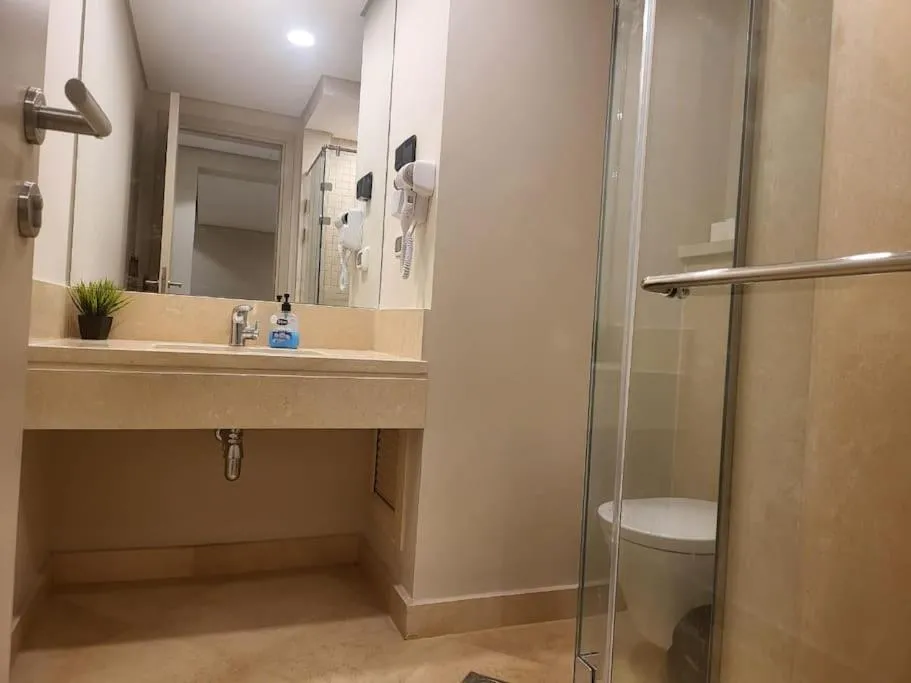 Image 2 of Mangroovy- 1BR Sparkling Condo