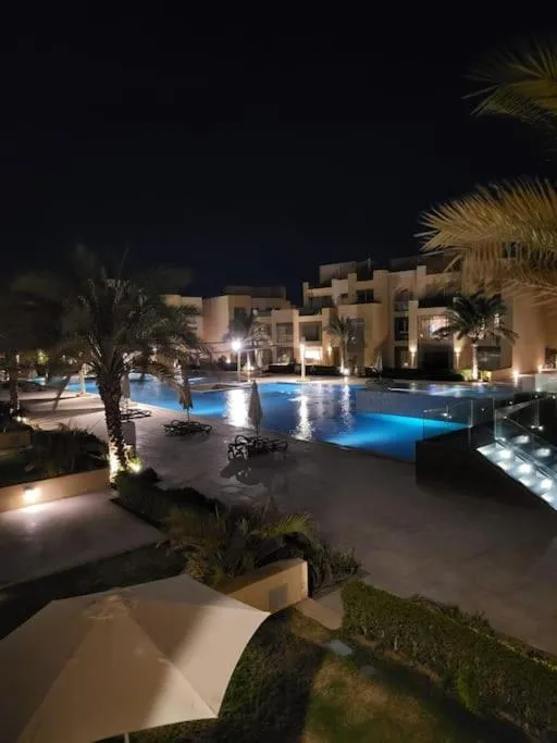 Image 4 of Mangroovy – 2BR La Blanca Pool View