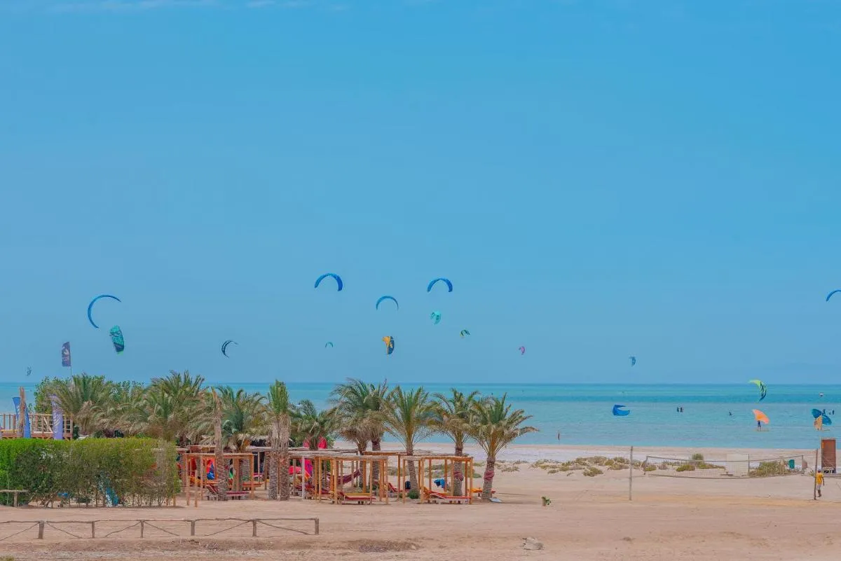 Image 2 of Mangroovy 2 Bedroom Sea View Apartment, Pool & Beach