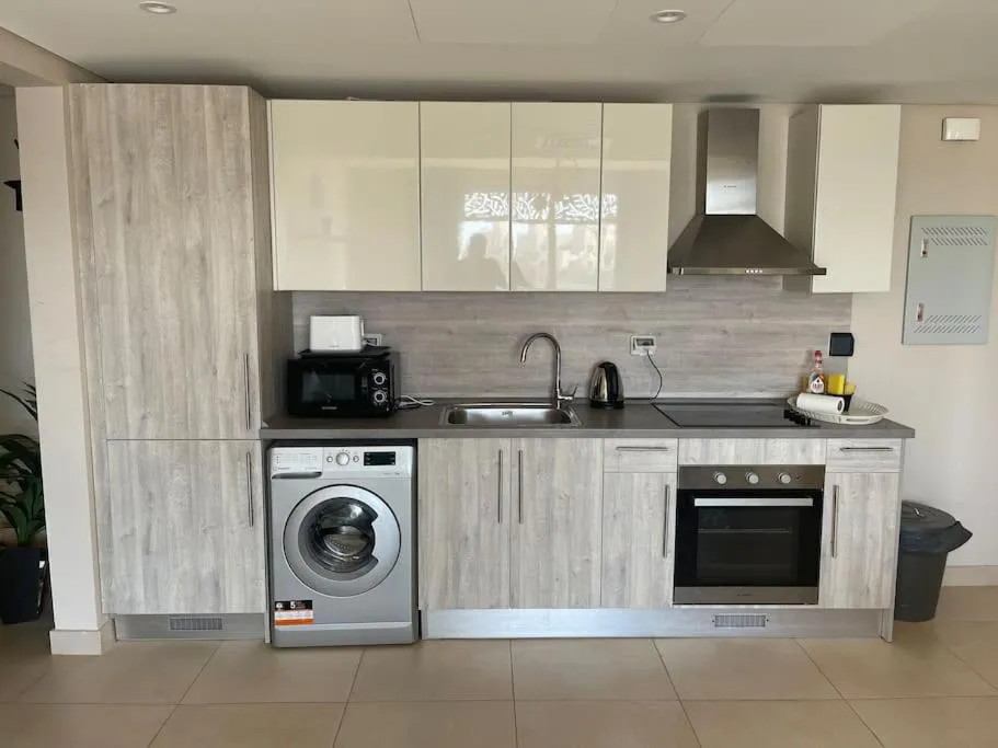 Image 4 of Mangroovy- Sensational 1BR Sea & Kite view