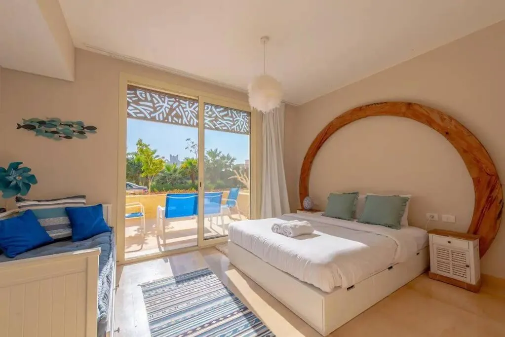 Image of Mangroovy – Spacious Boho 2 BR Pool view