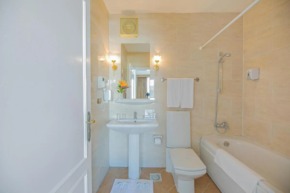 Image 2 of Marlin Inn Azur Resort