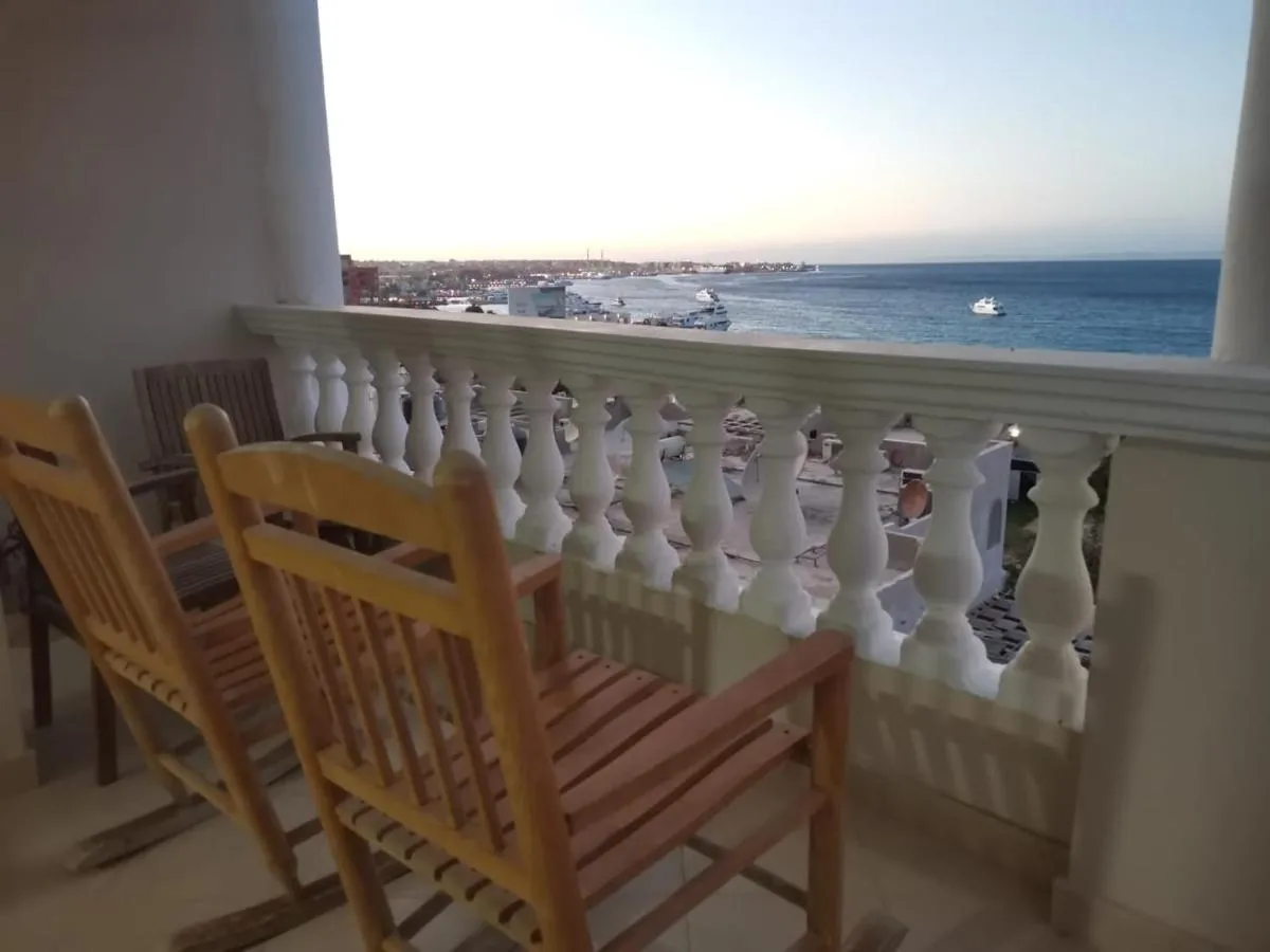 Image 5 of Marvel flat