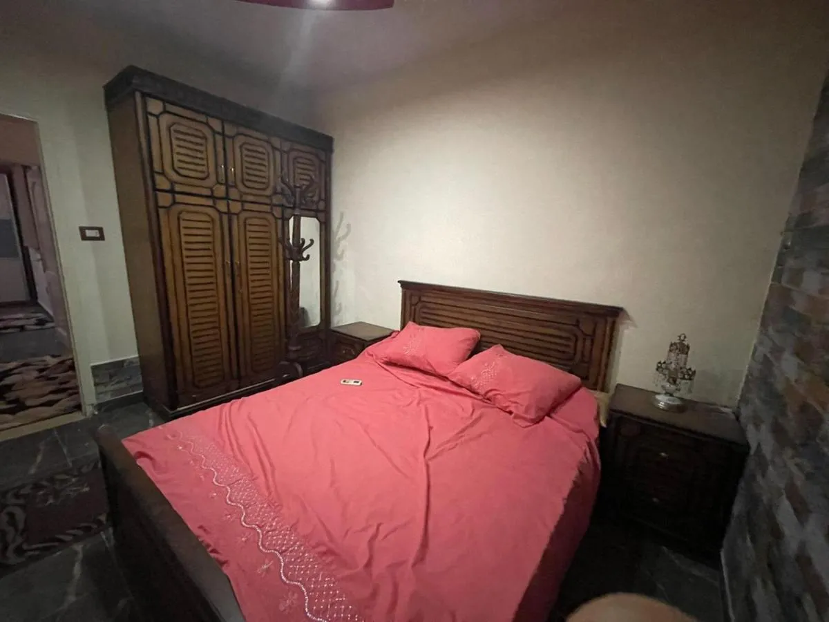 Image 1 of Marvel house HRG