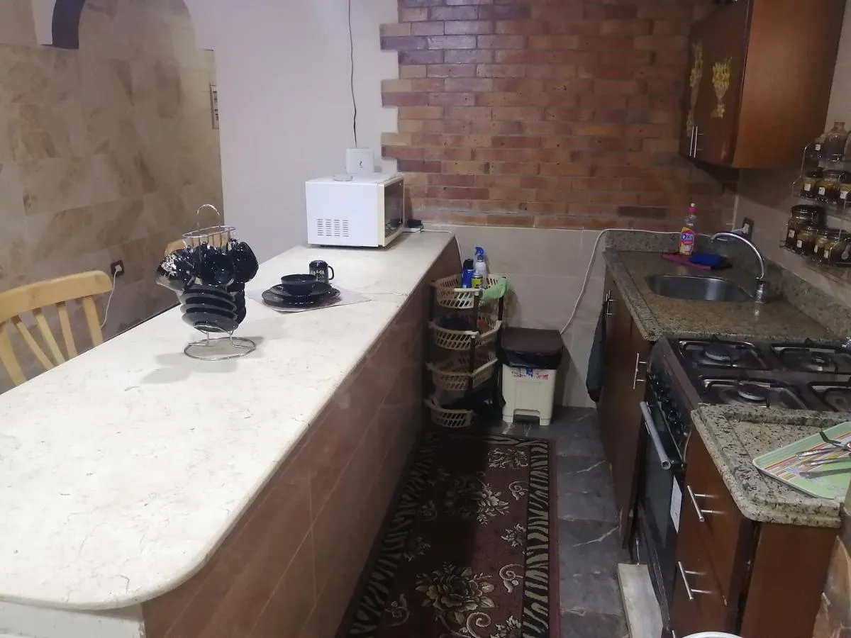 Image 3 of Marvel house HRG