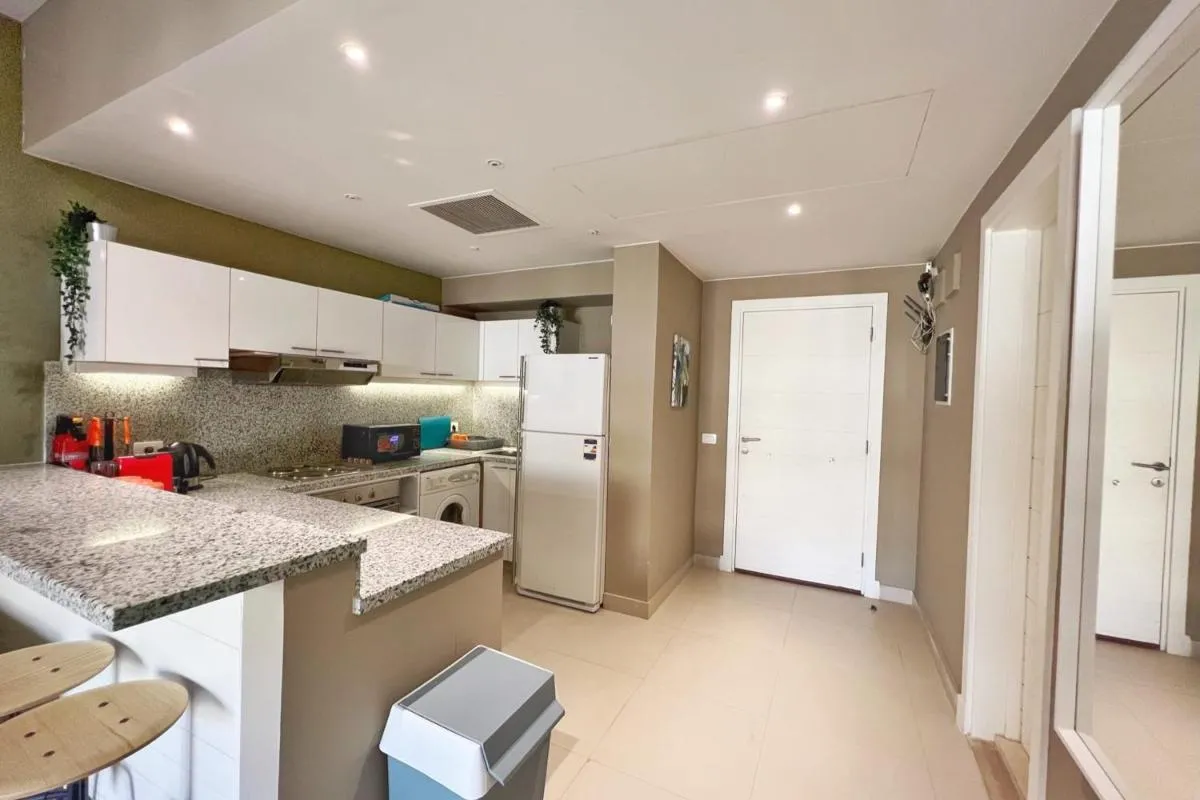 Image 2 of Minimal & Central 1BDR Apt Abu Tig Marina