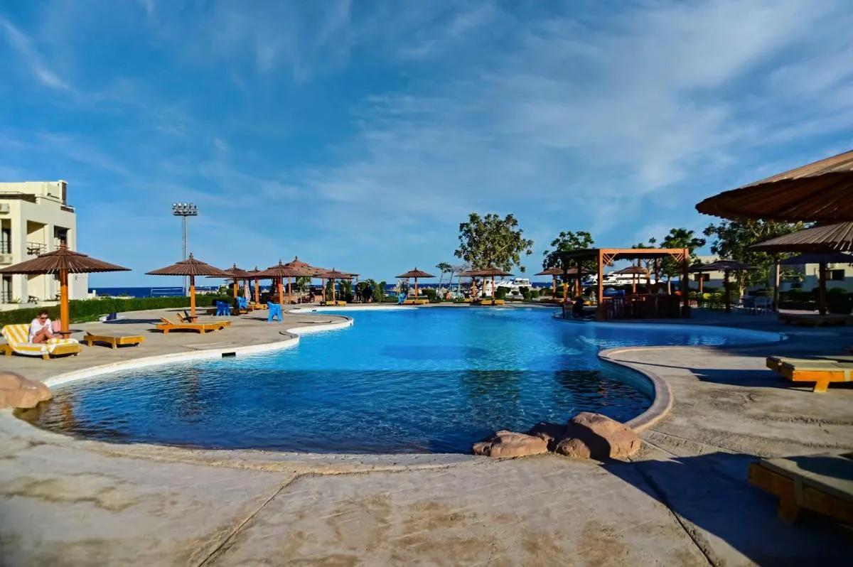 Image 4 of New Eagles Aqua Park Resort