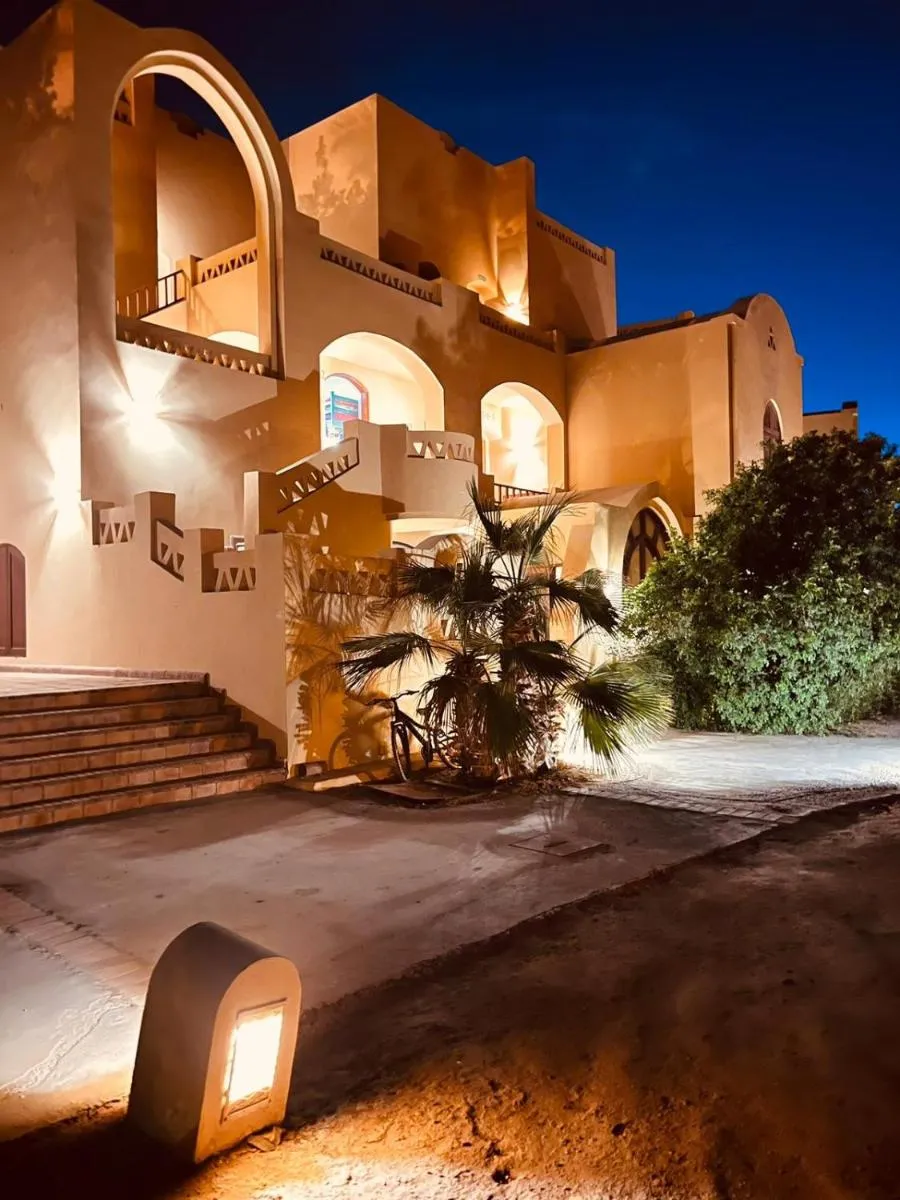 Image 5 of Nubian Lagoon