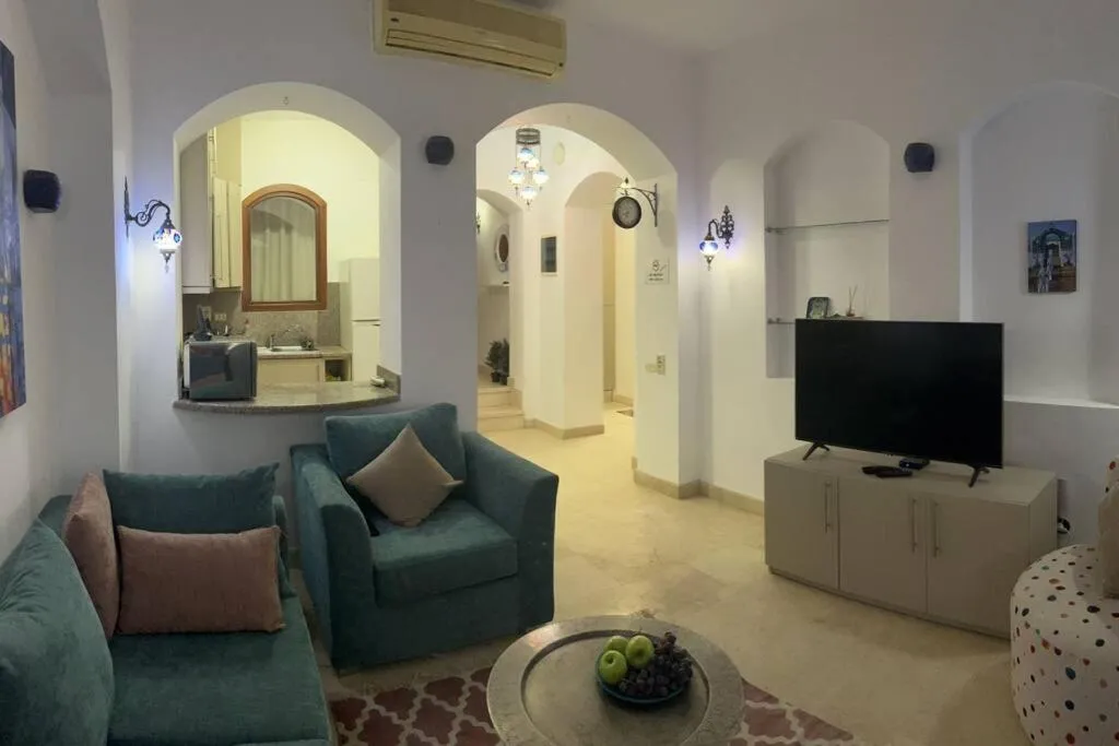 Image 4 of Nubian Lagoon