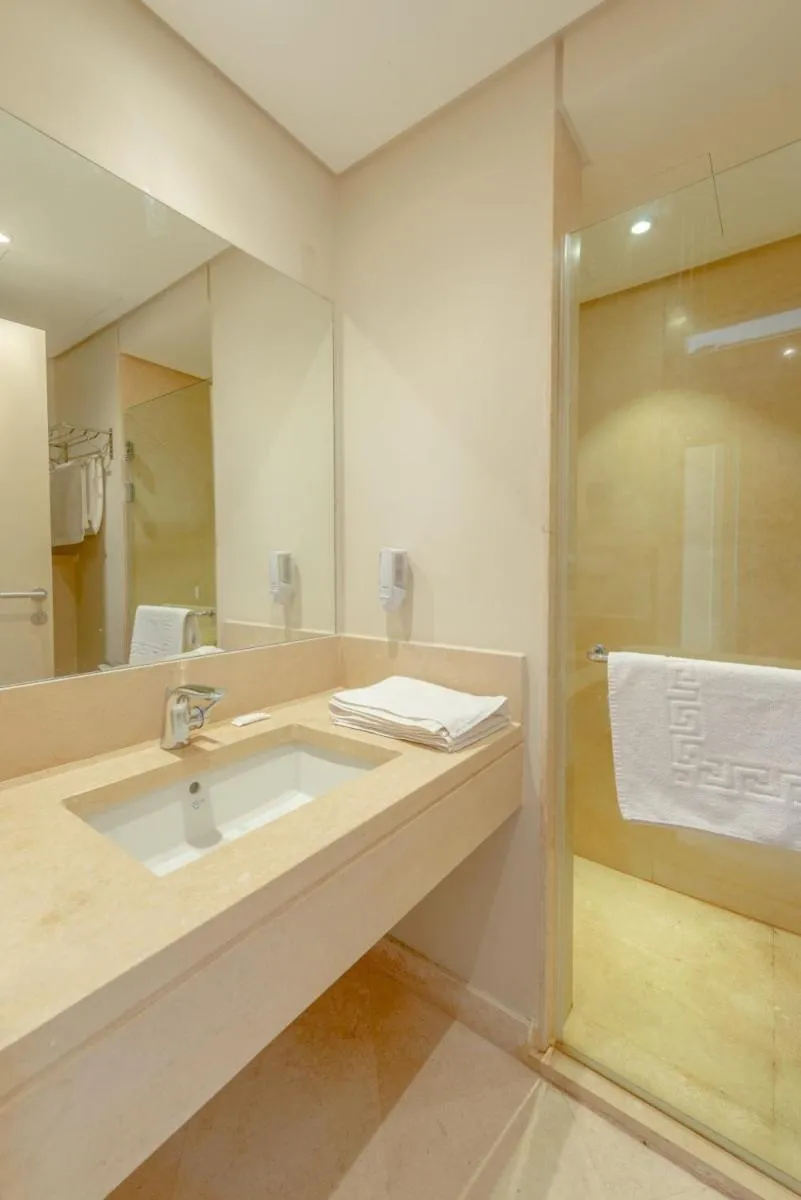 Image 4 of One Bedroom Apartment Ground Floor in Mangroovy