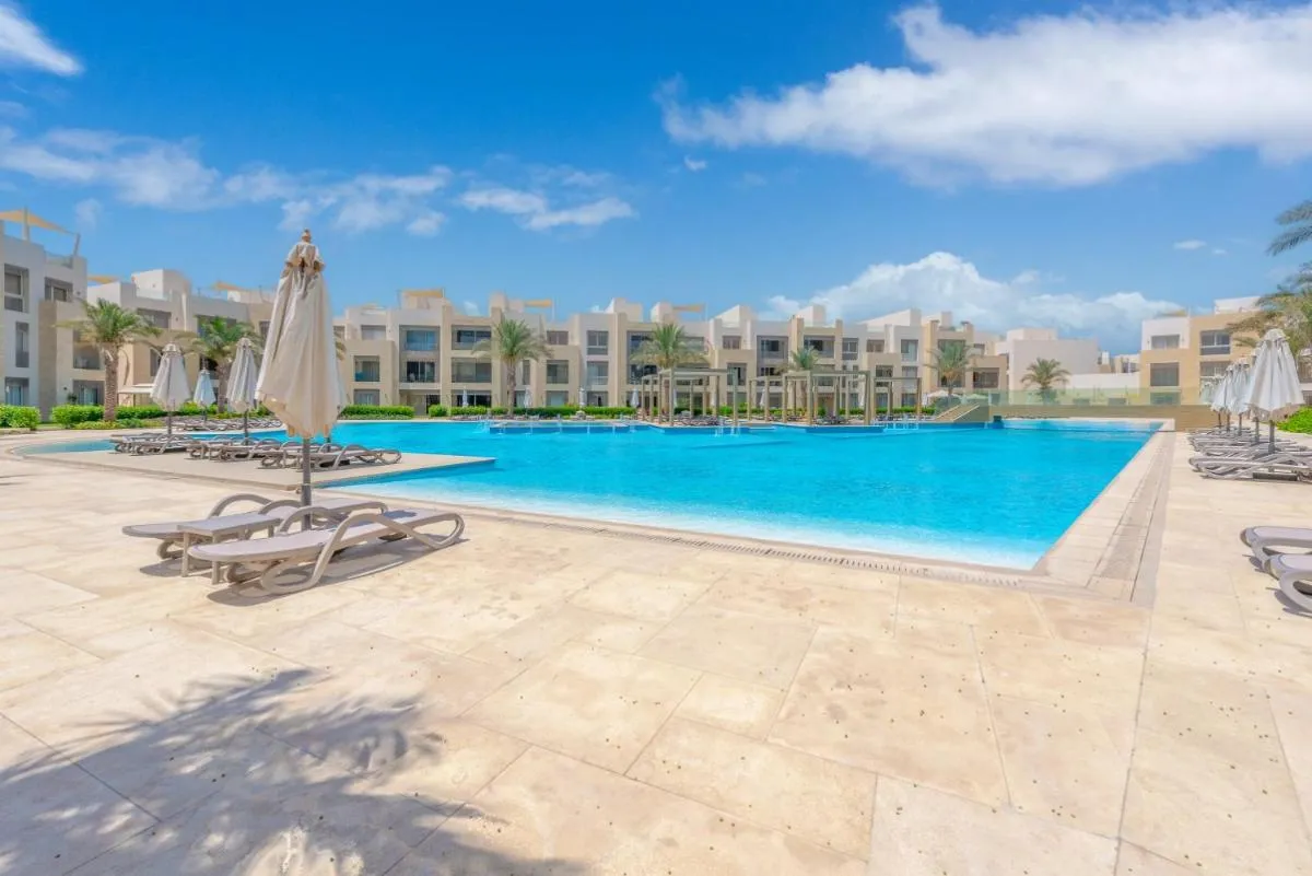 Image 1 of One Bedroom Apartment Ground Floor in Mangroovy