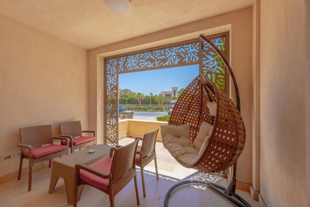 Image 2 of One Bedroom Apartment Ground Floor in Mangroovy