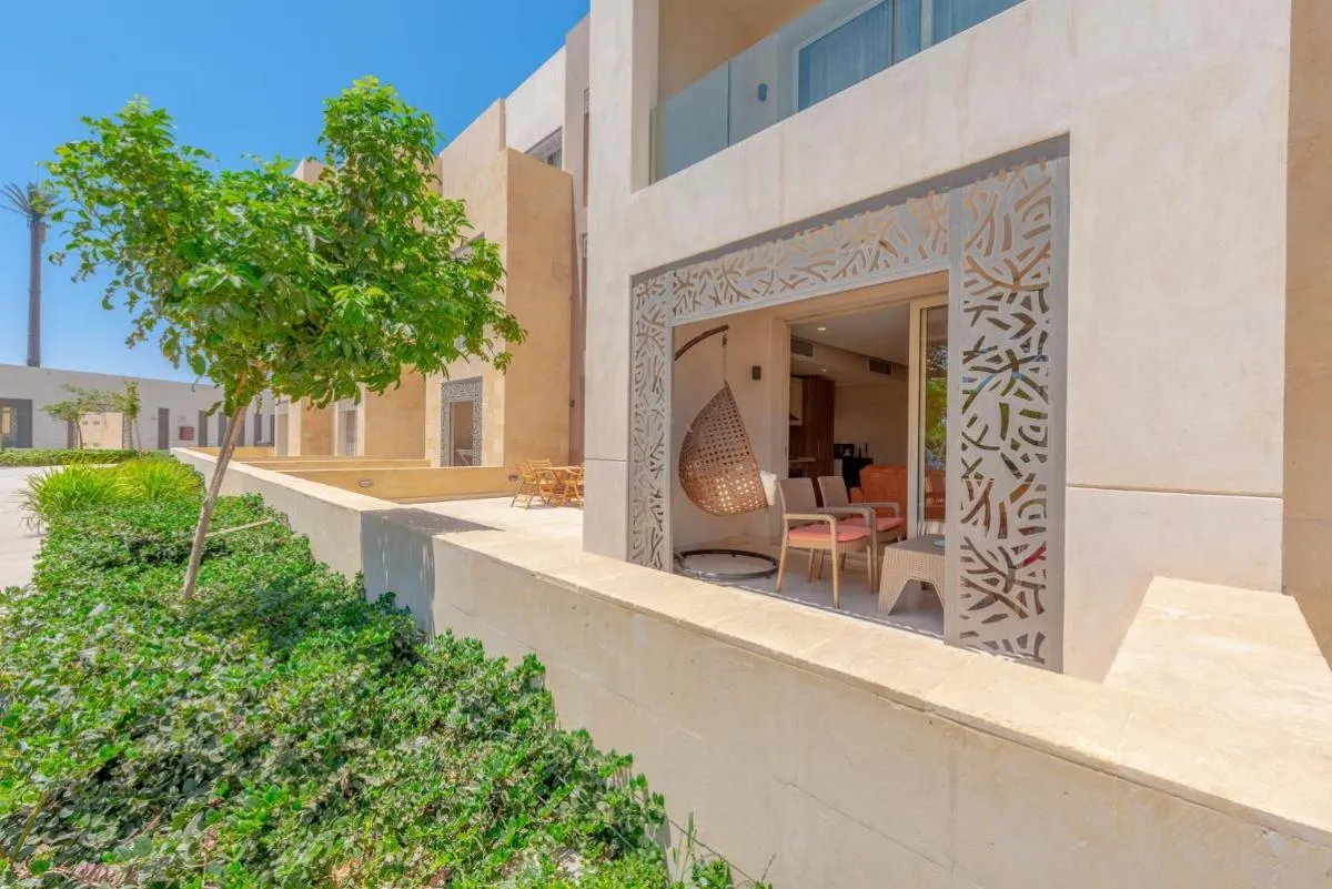 Image 6 of One Bedroom Apartment Ground Floor in Mangroovy
