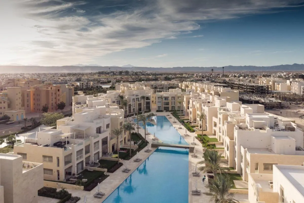 Image 3 of Panoramic & Cushy 3BDR Mangroovy Free pool & Beach Access