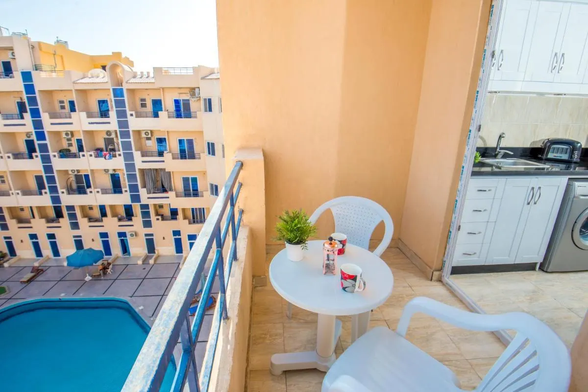 Image 3 of Pool View Near El Gouna With Top Floor Balcony & Kitchen – 2 x Large Pools – European Standards – Tiba Resort C34