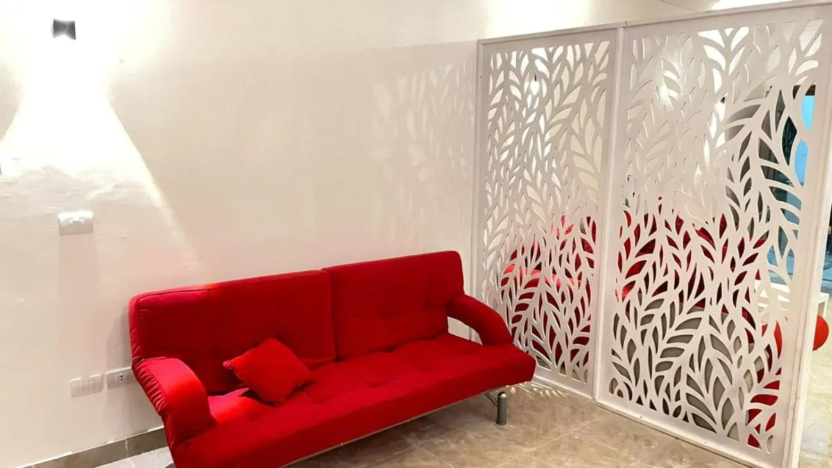 Image 2 of Red Ruby Compound منتجع الياقوتة الحمراء