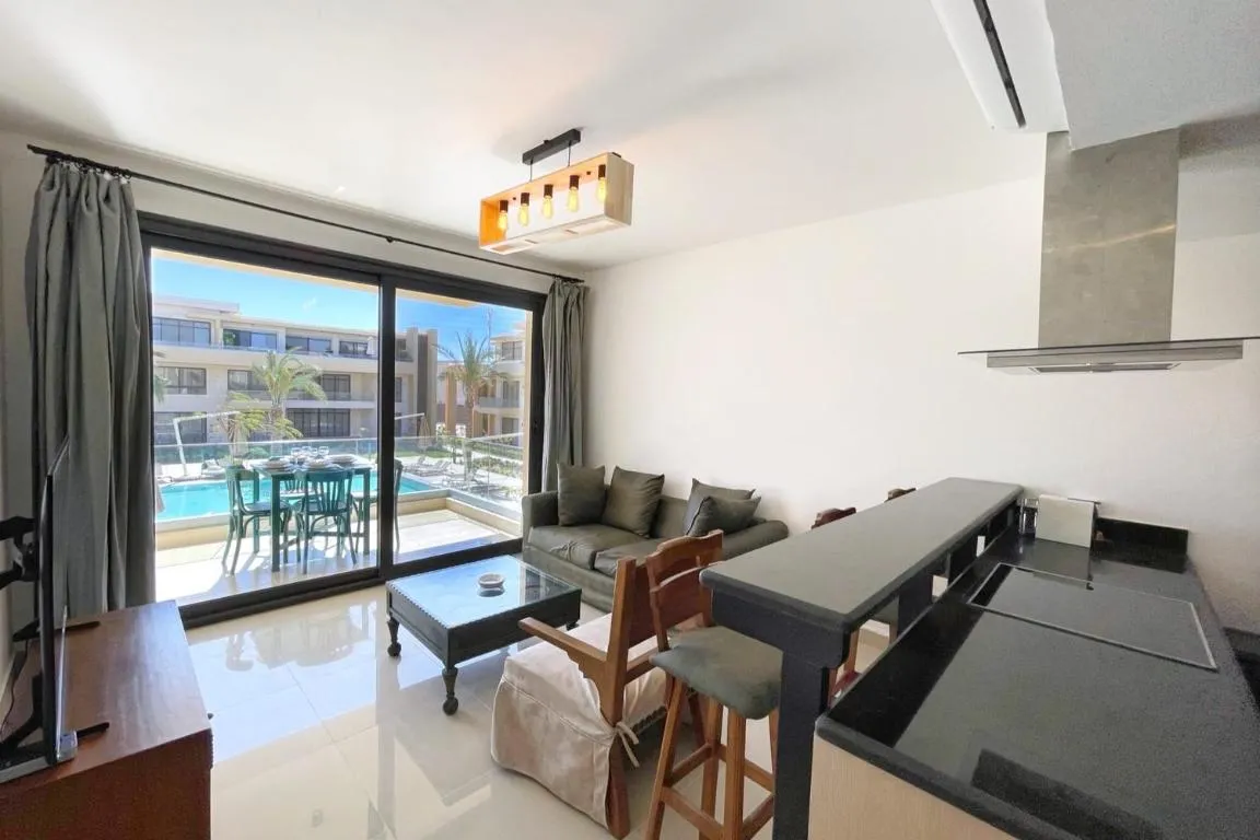 Image of Refreshed & Uplifted 2 BDR G Cribs