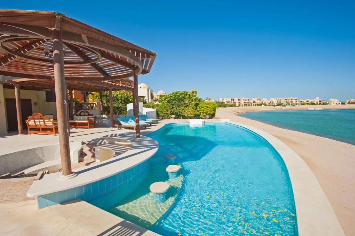 Image 3 of Rent El Gouna Lagoon Villa HEATED Private Pool BBQ