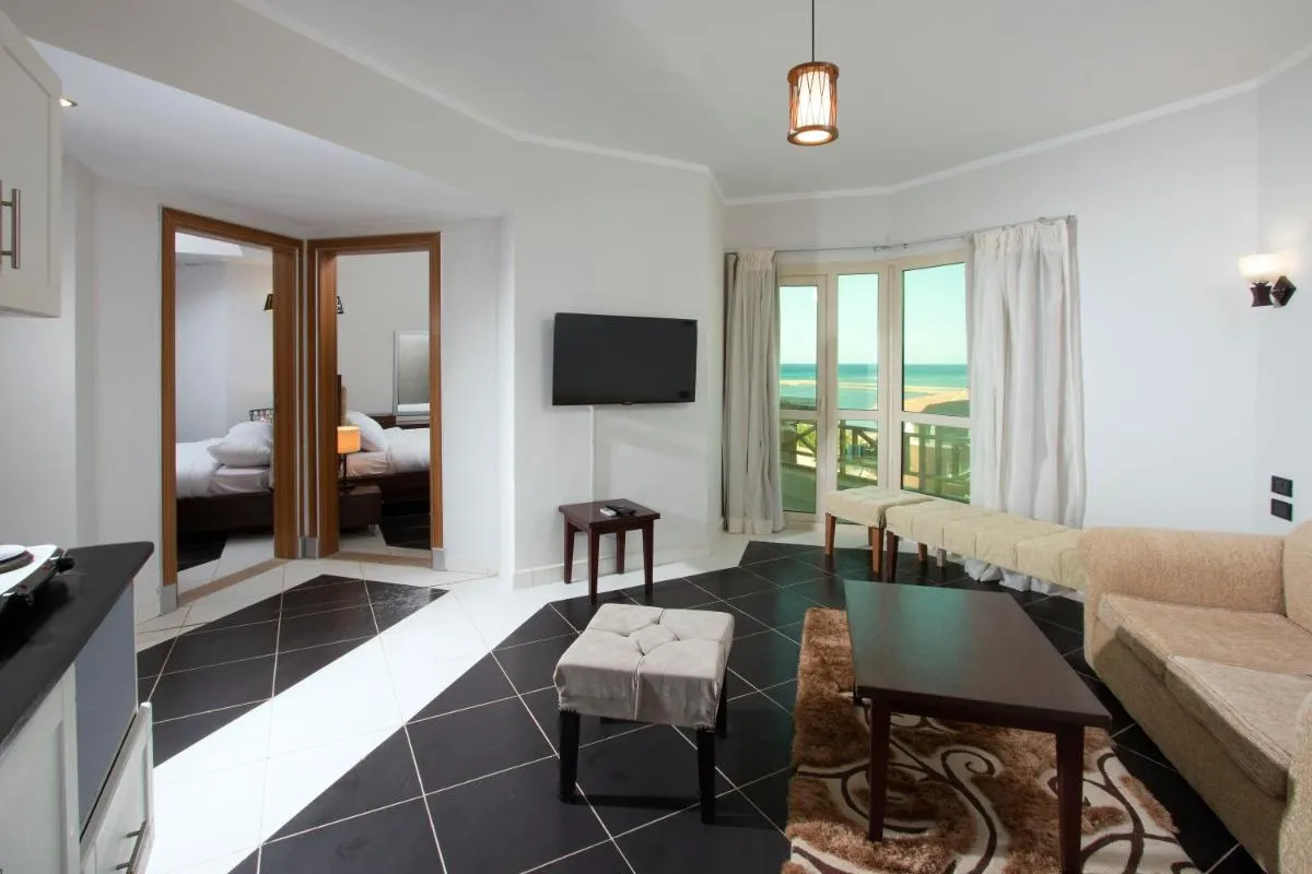 Image 4 of Royal Beach Serviced Apartments