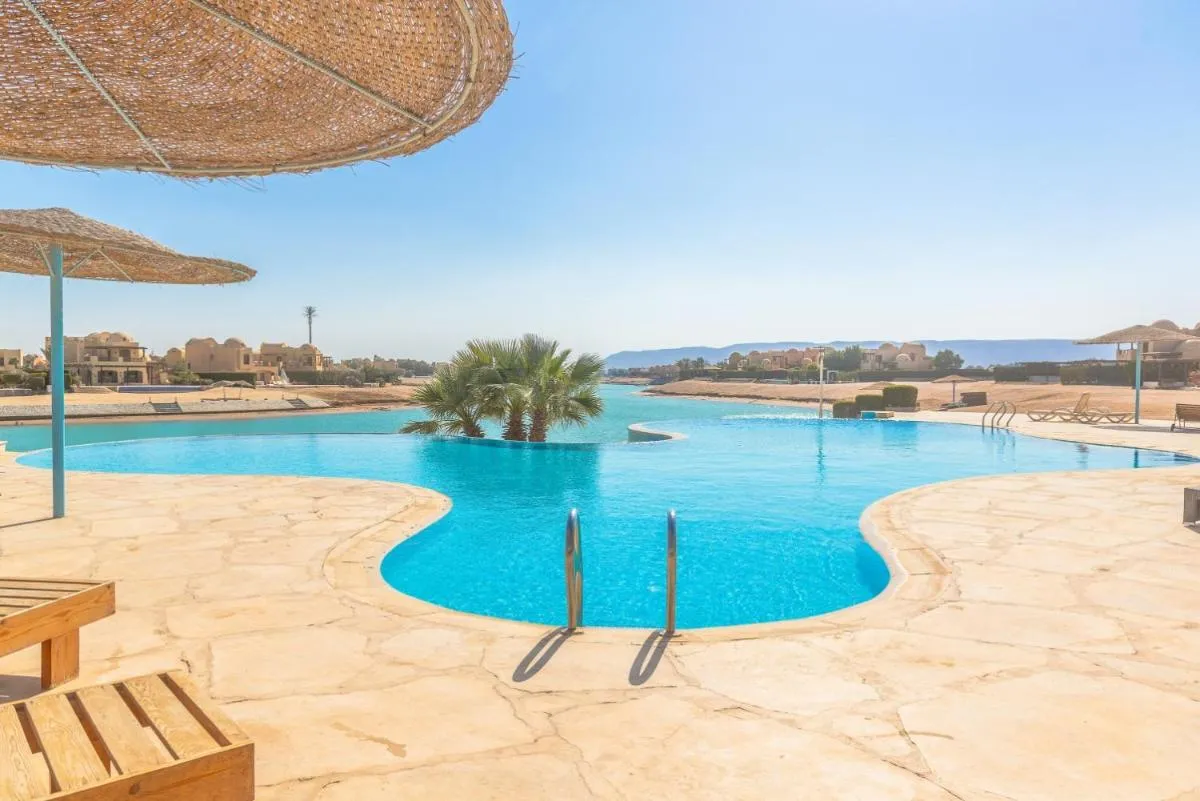 Image 2 of Sabina Classy 1 BR Apartment Lagoon view & Pool El Gouna