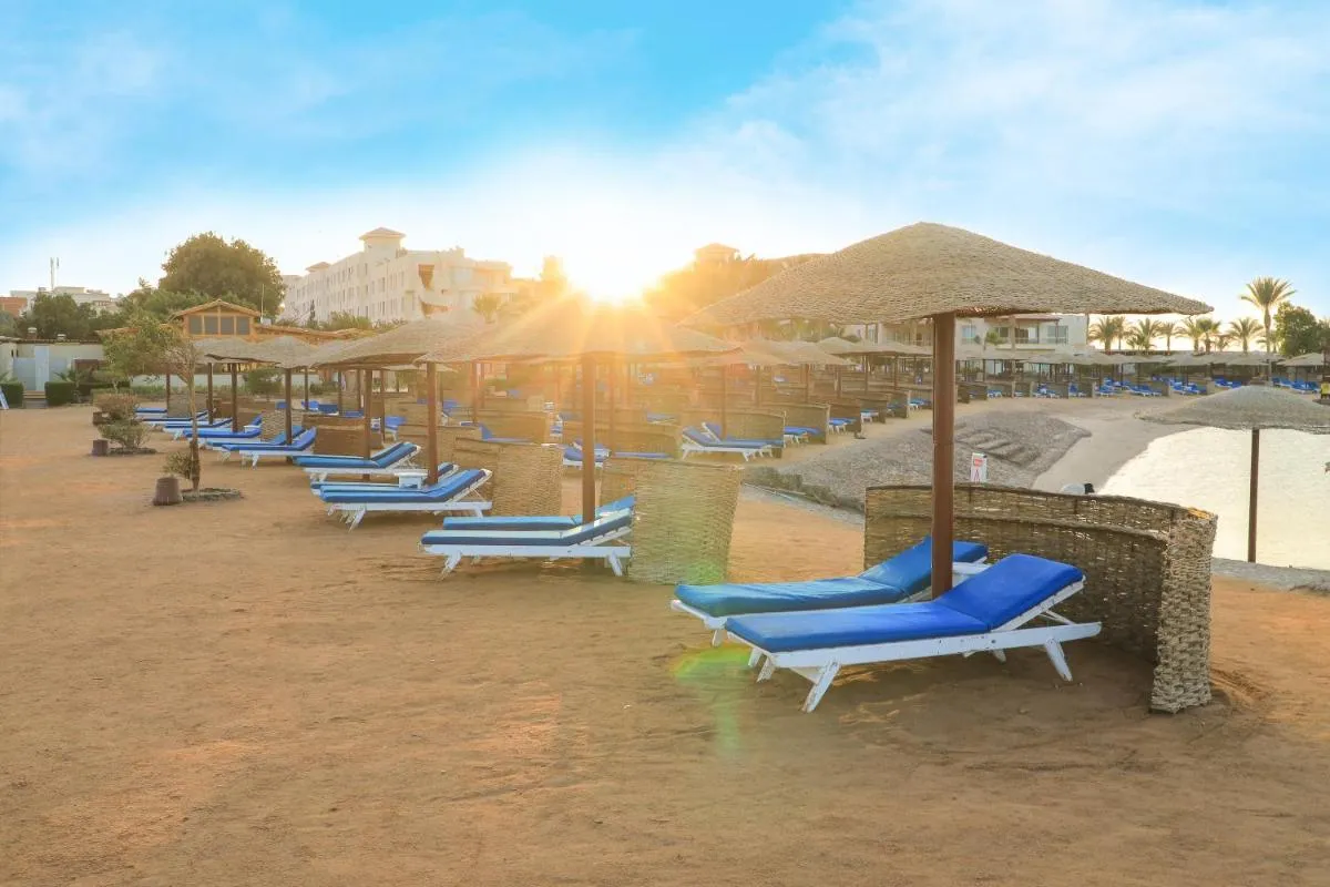 Image 5 of Sea Star Beau Rivage Hotel