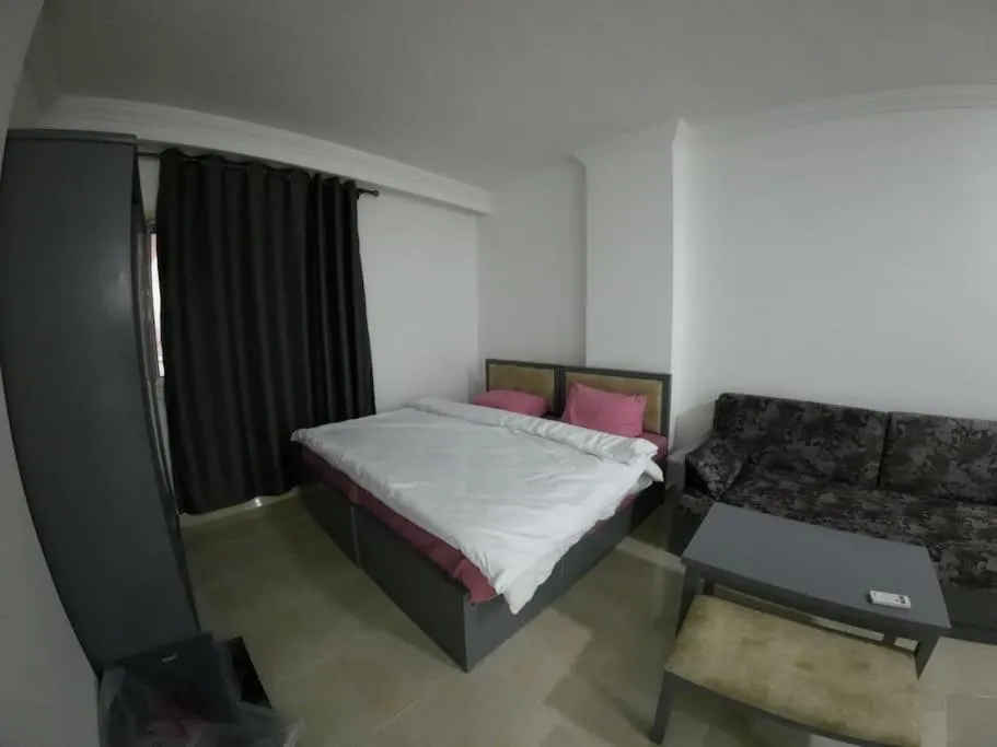 Image 1 of Studio in Sheraton Plaza 203