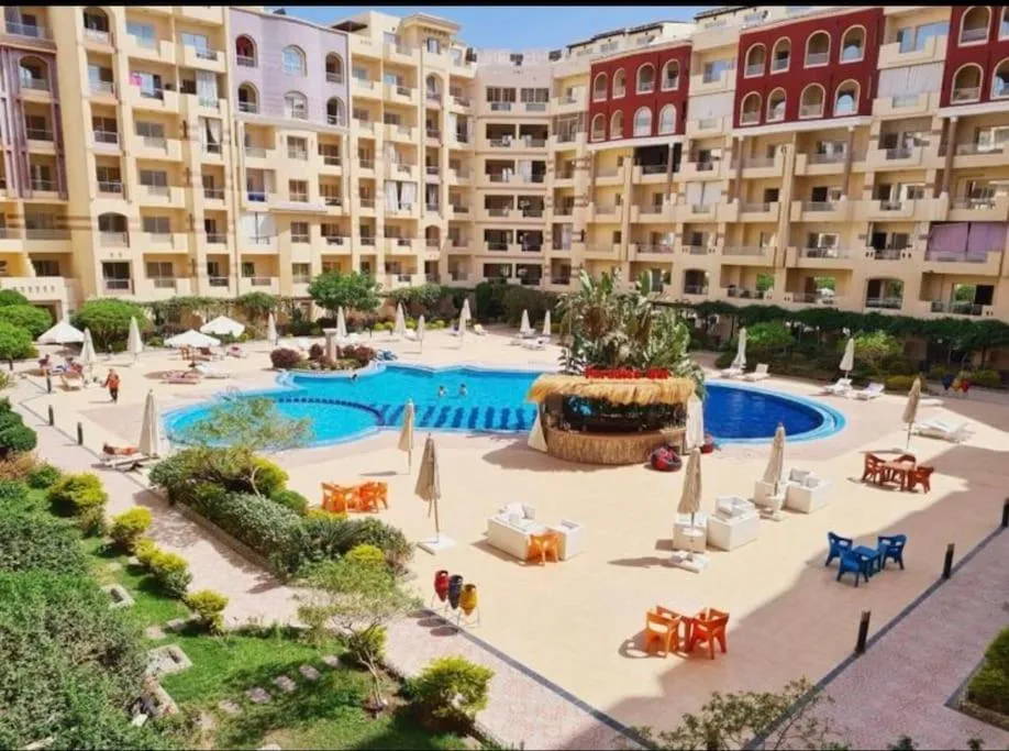 Image 2 of Sunny studio with 3 swimming pools Florenza Hurghada