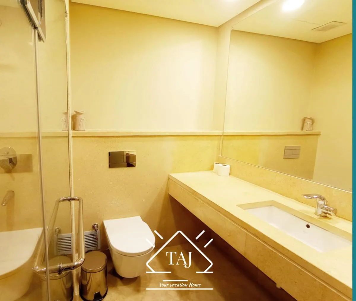 Image 2 of Taj Home ,cozy mangroovy 2BR apartment..pool&Beach access