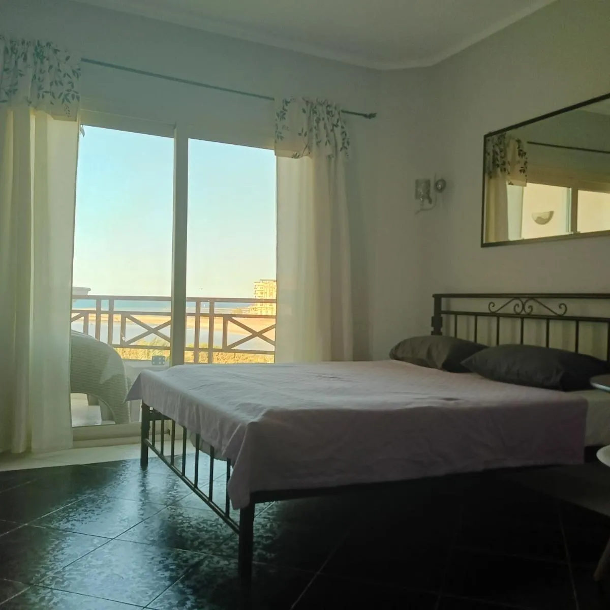 Image 4 of Tony’s Privy Beds by Red Sea