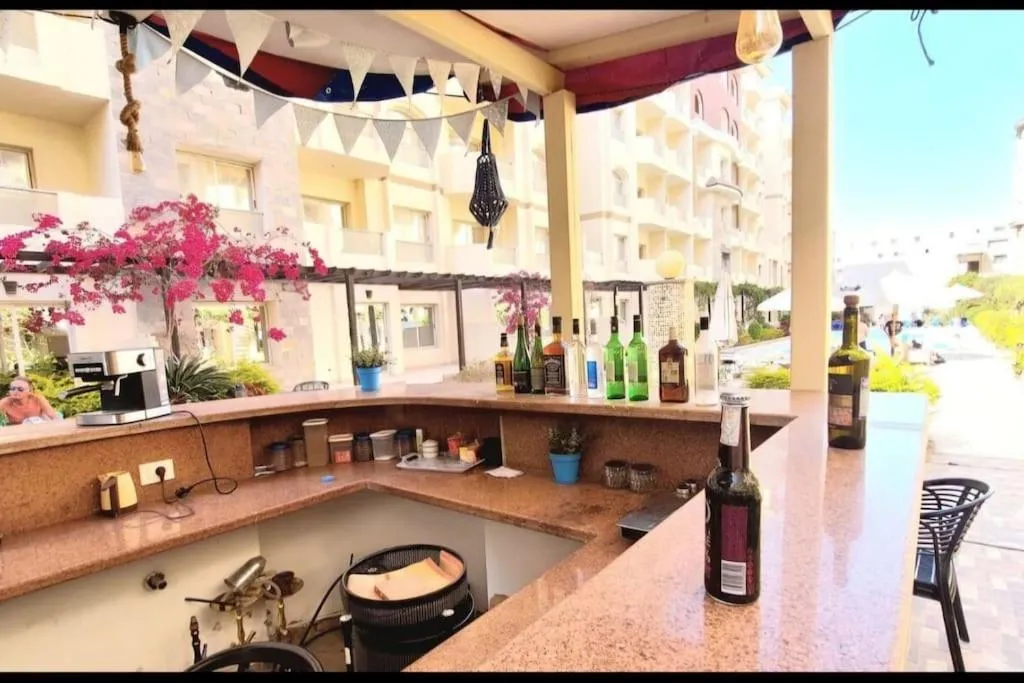 Image 1 of Upscale studio- Florenza Khamsin