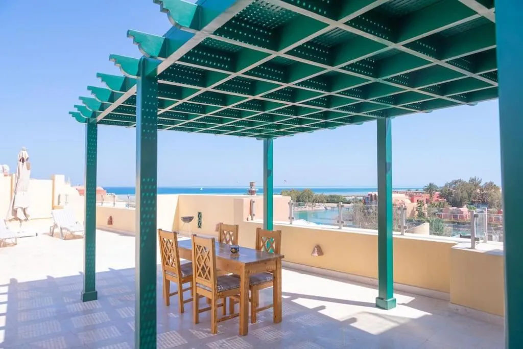 Image 5 of 2-BR Penthouse with roof terrace in Abu Tig Marina