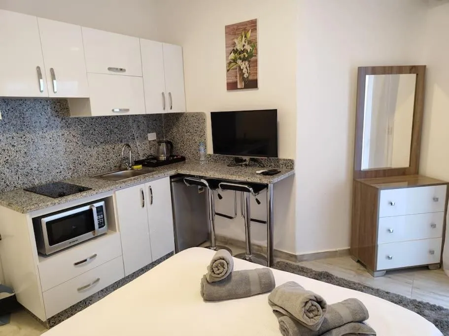 Image 4 of A Superb Studio Apartment