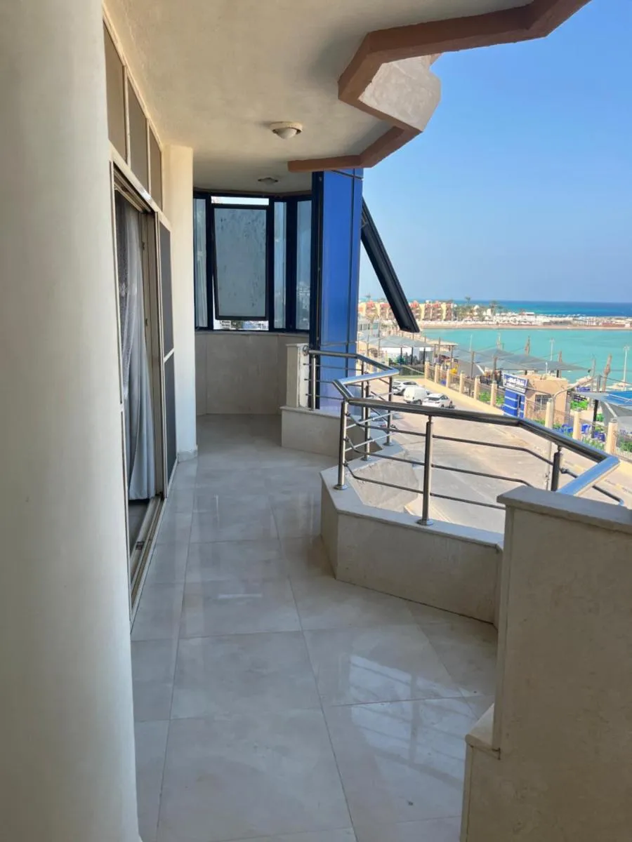 Image 5 of Apartment with sea view