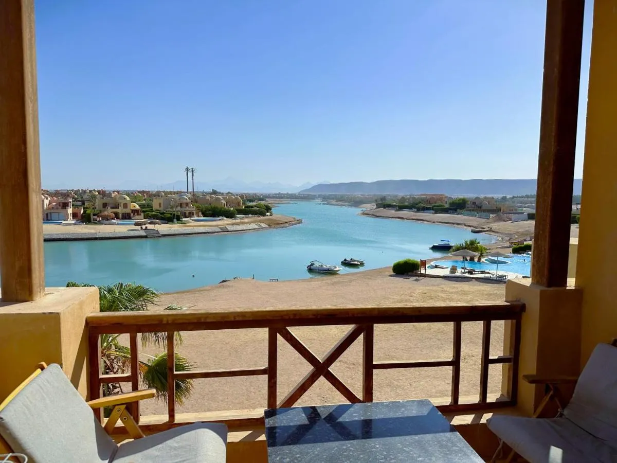 Image 1 of Artsy 1 BR Apt/ Free Pool & Lagoon Access @ElGouna