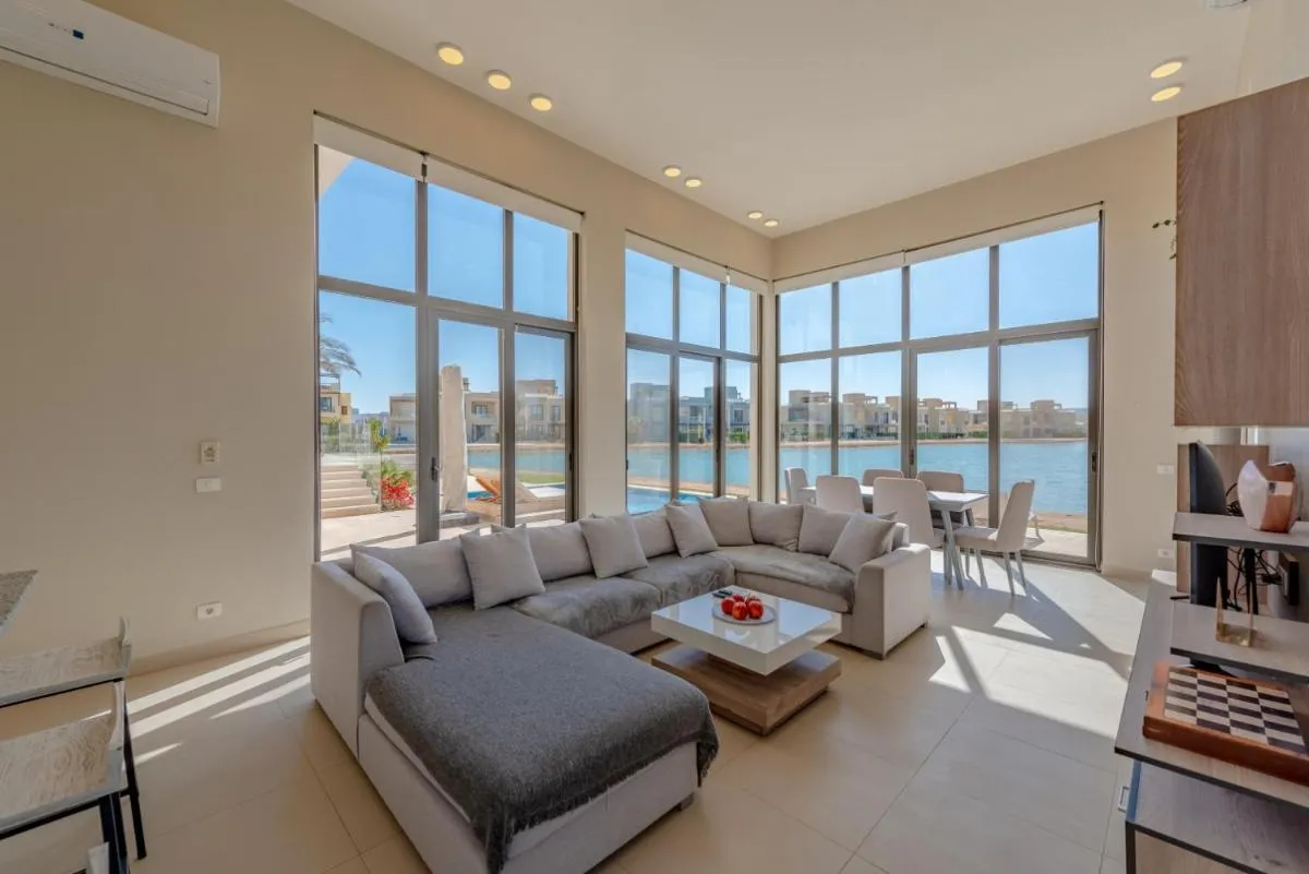 Image 5 of Ascot Bay, Premium 5BR Lagoon Beach House & Pool in Tawila, El Gouna