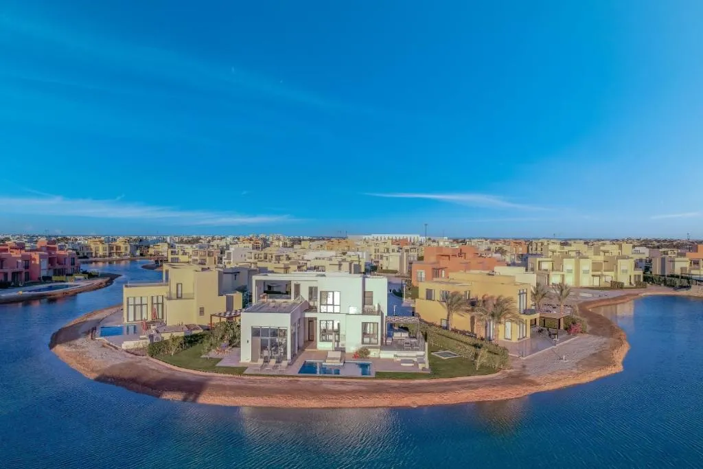Image of Ascot Bay, Premium 5BR Lagoon Beach House & Pool in Tawila, El Gouna