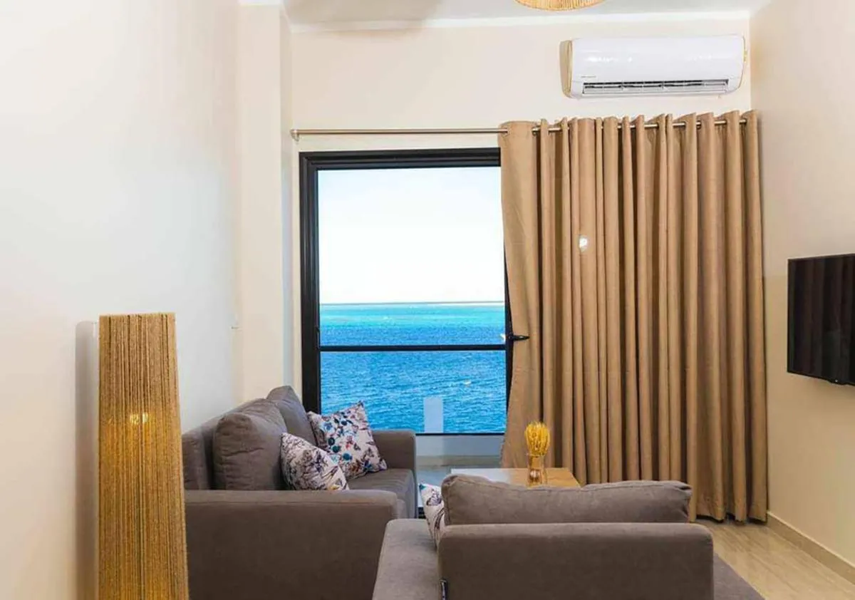 Image 5 of BLUE ViEW SUiTES