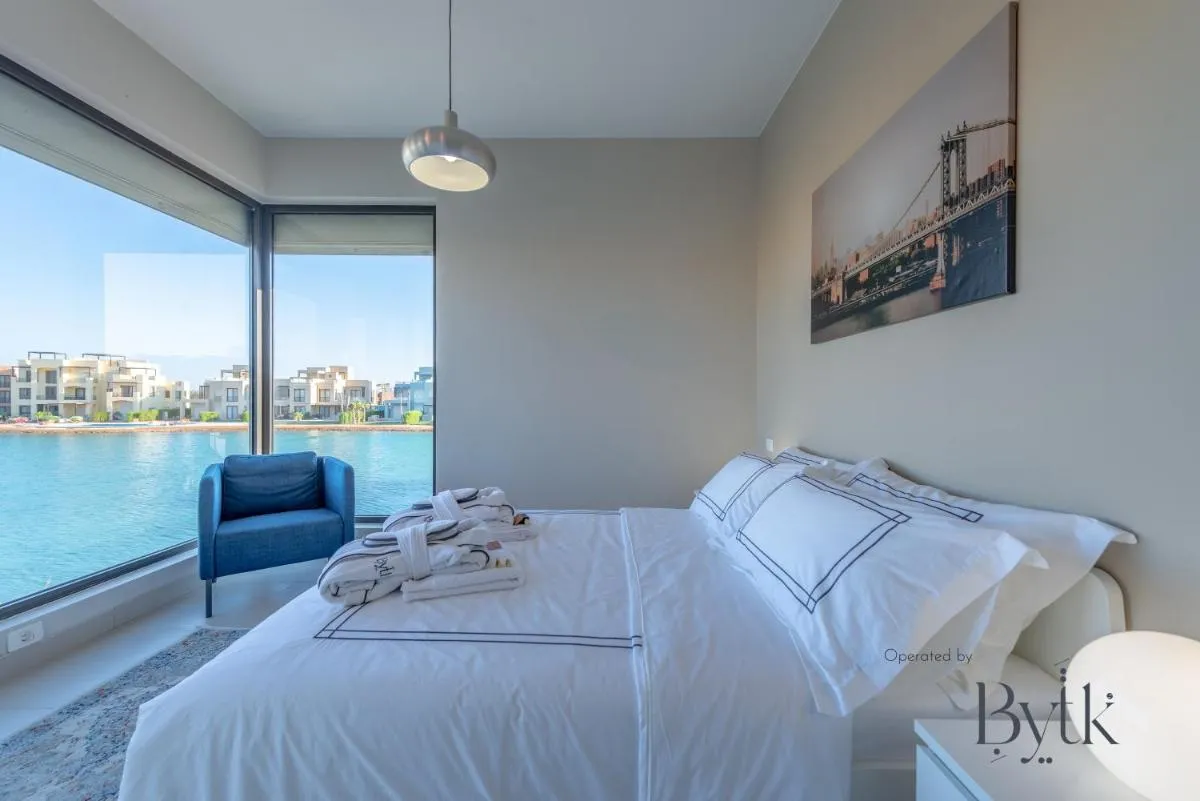 Image 1 of BYTK – Casa De Familia