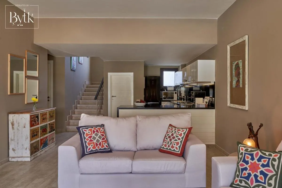 Image 3 of BYTK – La Galería