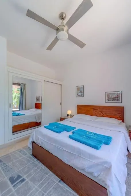 Image 4 of Beautiful apartment with terrace to the pool