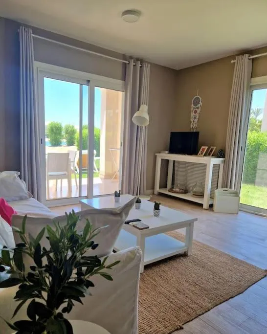 Image 5 of Cheerful space with a huge garden and pool