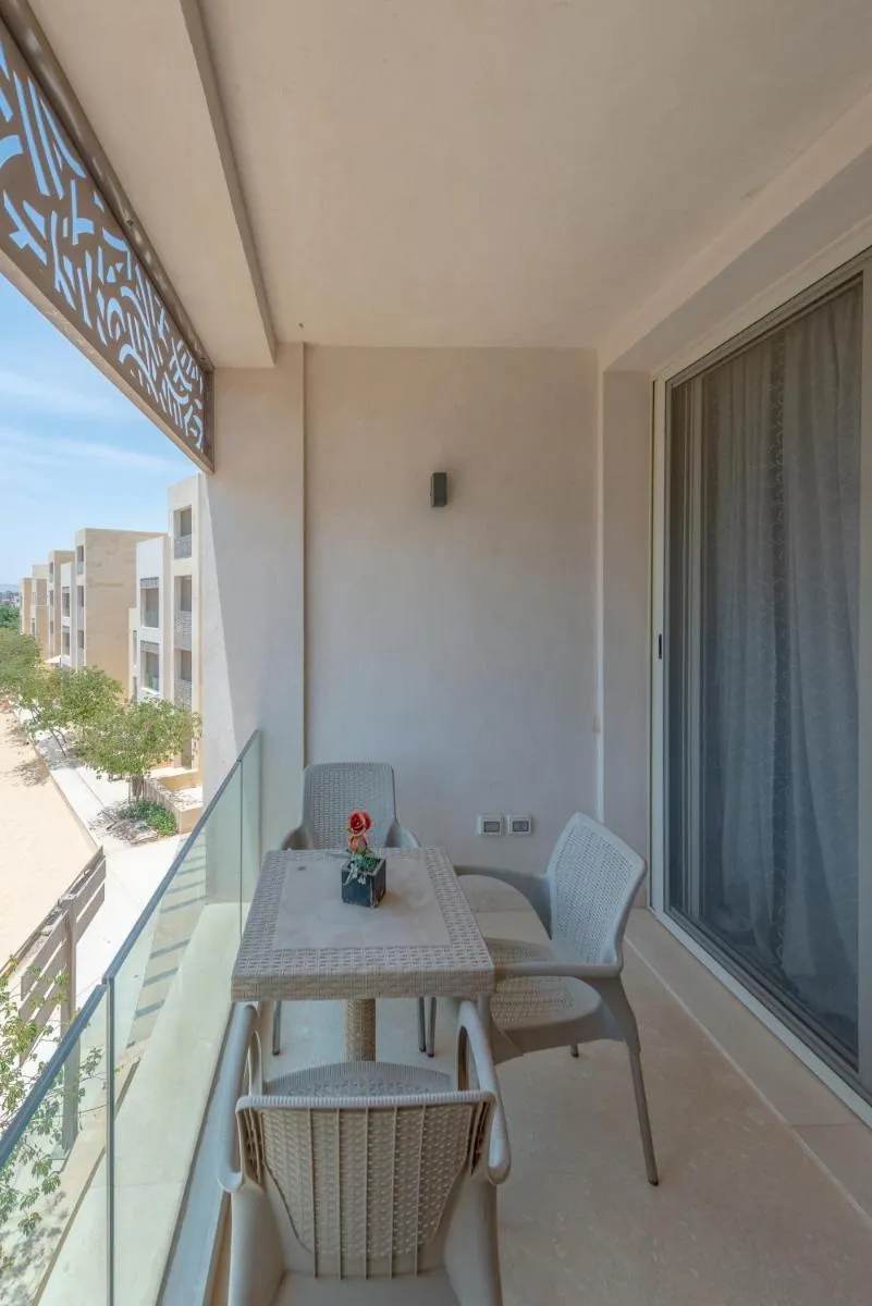 Image 4 of Cozy 1BR Apartment in Mangroovy with pool