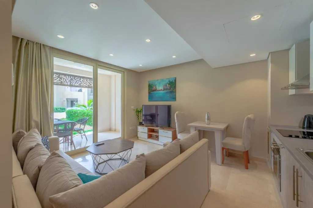 Image of Cozy 1-Bedroom Apartment in Mangroovy, El Gouna. Private terrace, garden and pool access