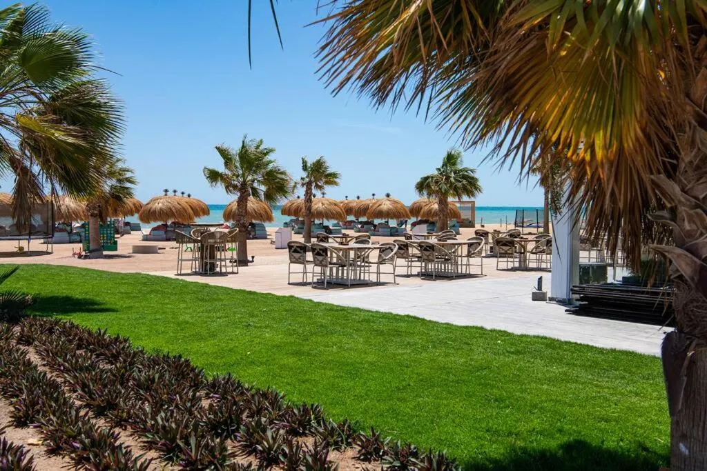 Image 6 of Cozy 1 Bedroom Ground Floor Apartment with Pool