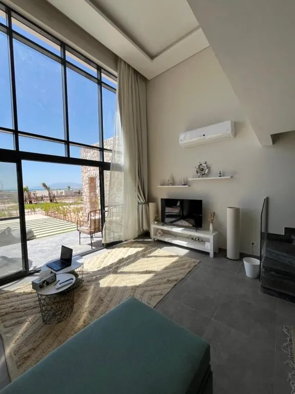 Image of Cozy 2BR Seaview loft in Mesca Somabay